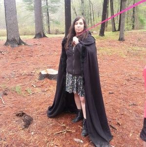 Meet your Posher, Maya